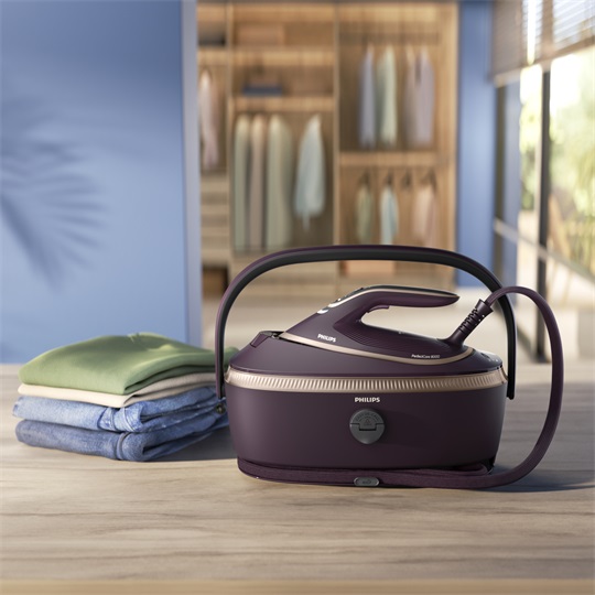 PHILIPS 8000 Series PerfectCare PSG8300/30 gőzállomás