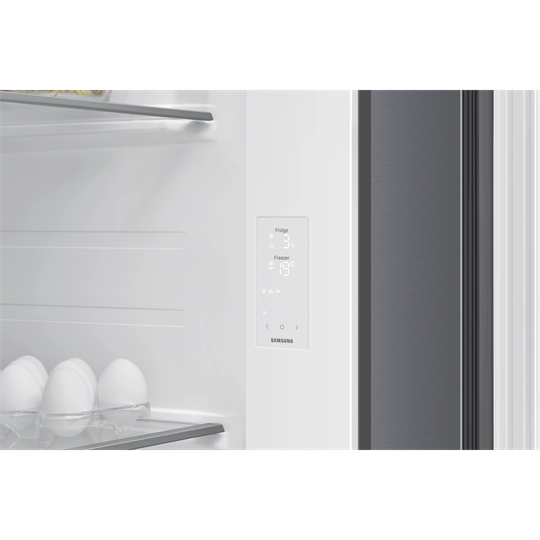 Side-by-Side hűtőszekrény RS70F64KETEO AI Energia üzemmóddal 640 L